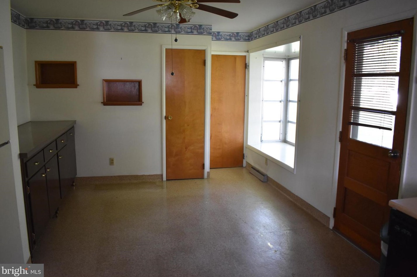 49 Clarence Ave, Shoemakersville, PA 19555