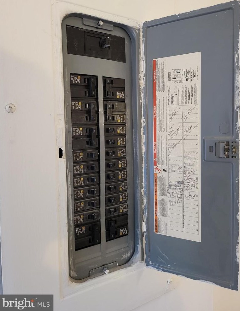 1140 Fox Run, Reading PA  19606-1138 exterior