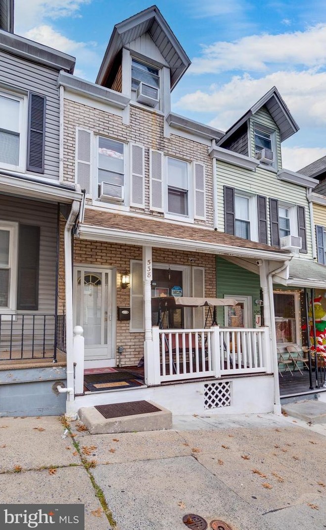 538 Wunder St, Reading, PA 19602