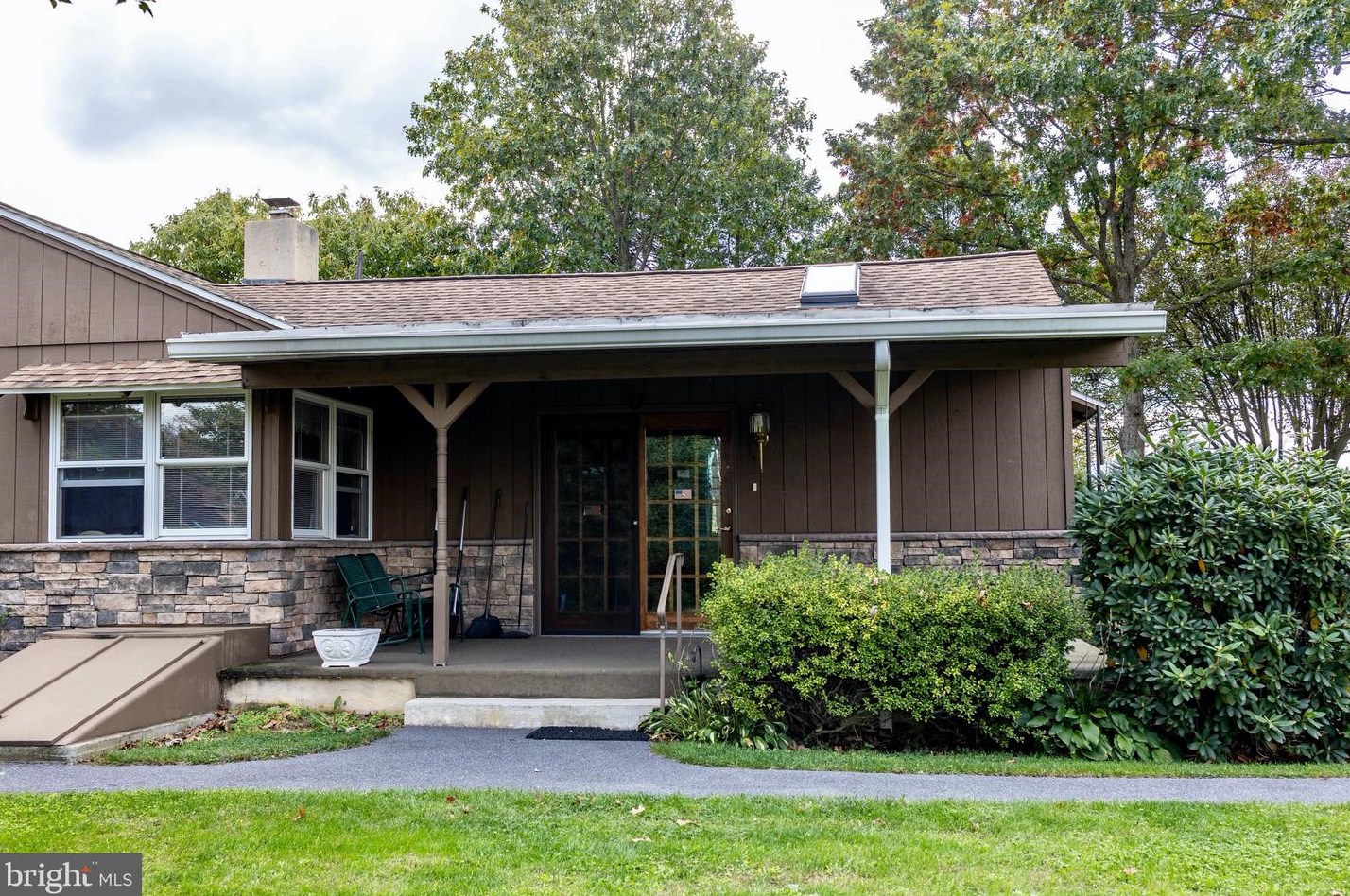 132 Swiftwater Ln, Dauberville, PA 19533
