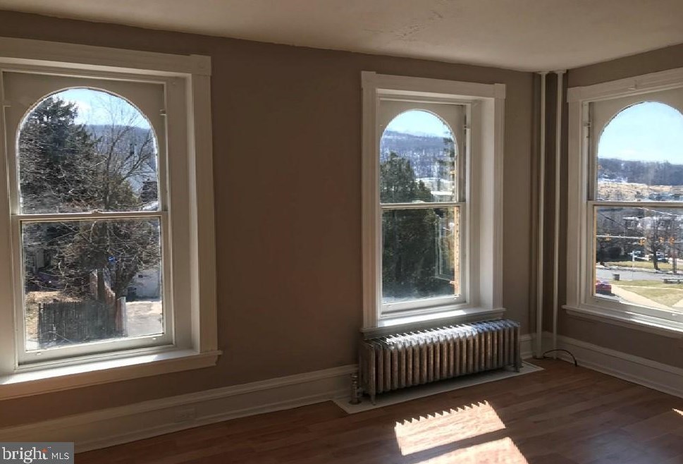 1315 Good St, Reading, PA 19602-2131