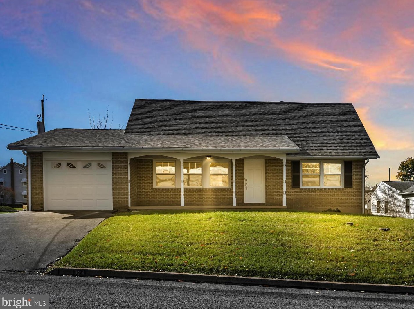 924 High Blvd, Reading, PA 19607-3130
