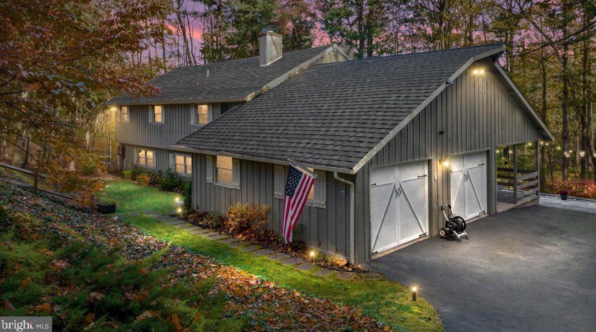 311 Candy Rd, Hummels Store, PA 19540-8320
