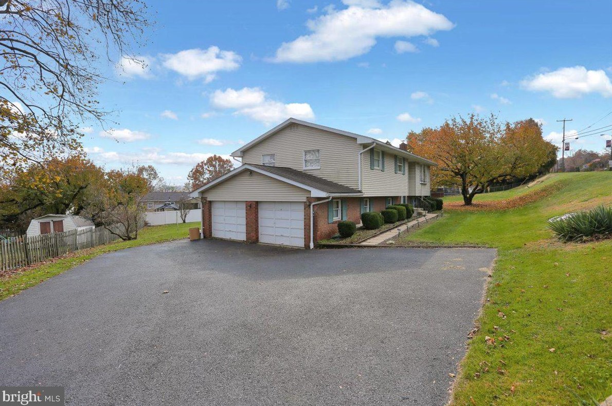500 Main St, Dauberville, PA 19533