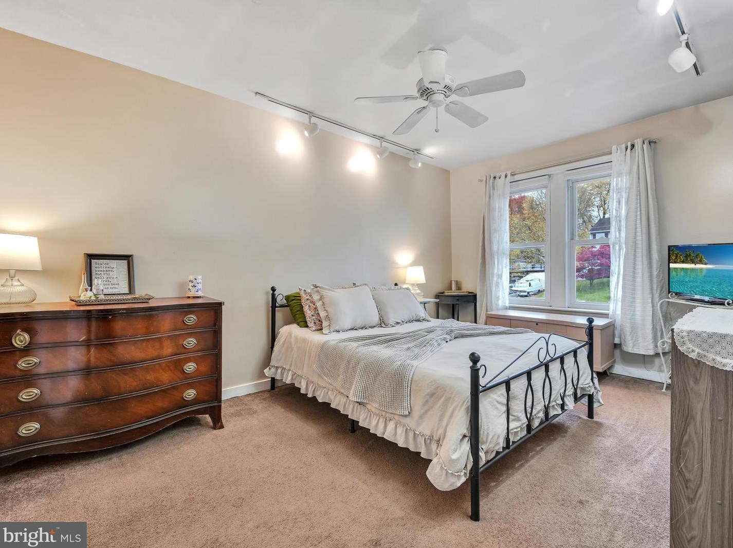 9 Madison St, Hummels Store PA  19540-1501 exterior