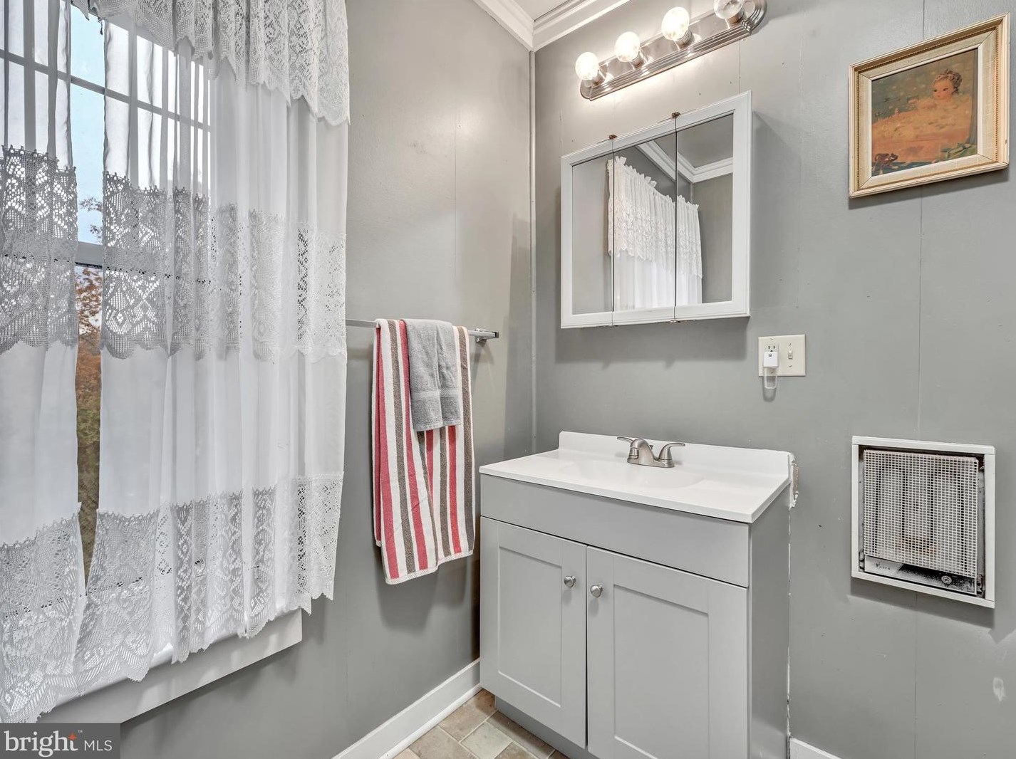 9 Madison St, Hummels Store PA  19540-1501 exterior