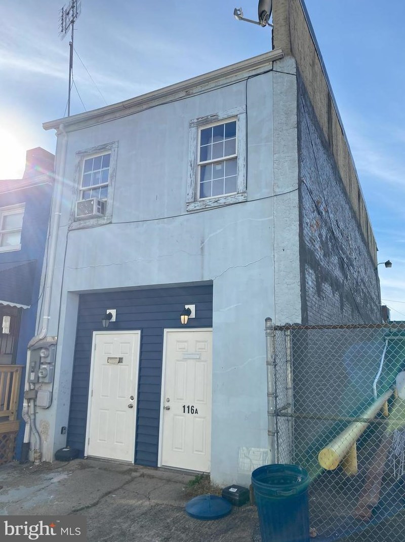 116 Carpenter St, Reading PA  19602-1614 exterior