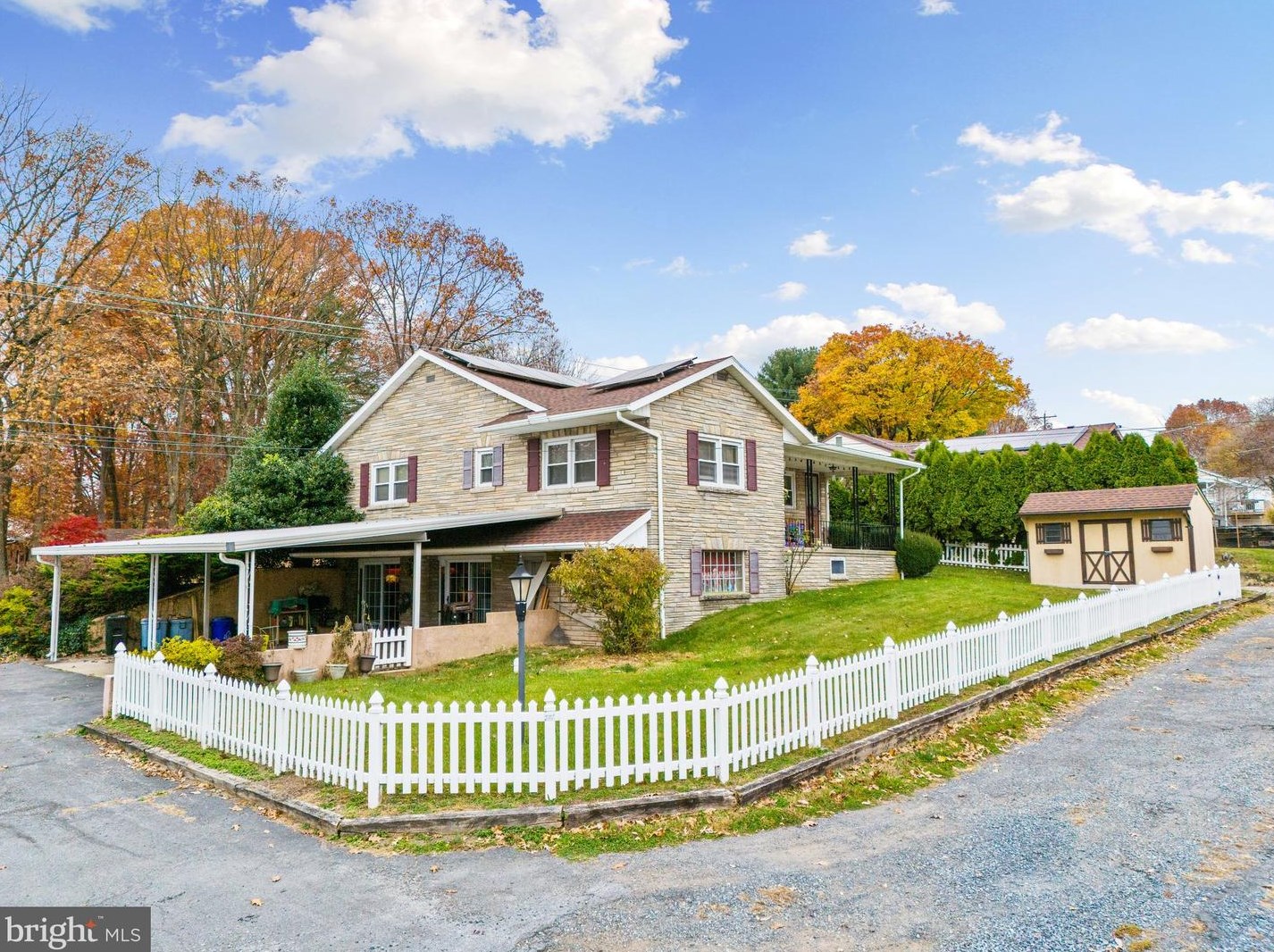 1481 Hilltop Rd, Dauberville, PA 19533