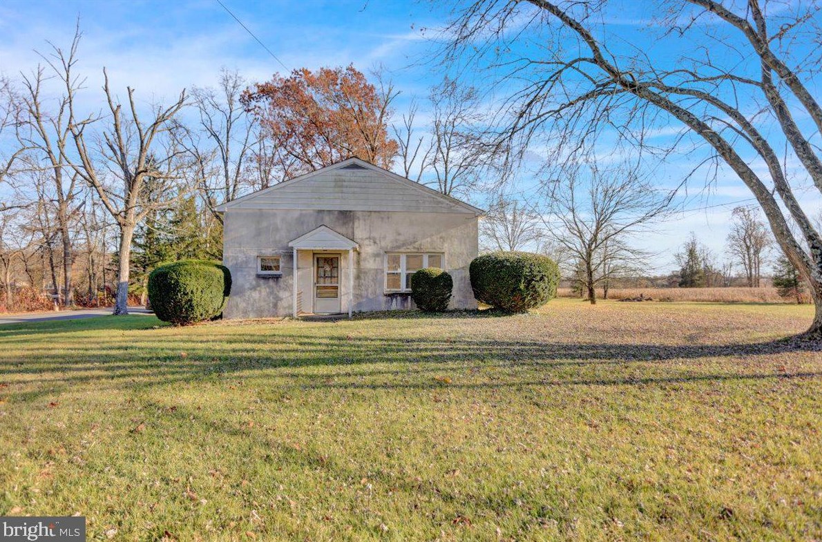 236 Wiest School Rd, Reading, PA 19606