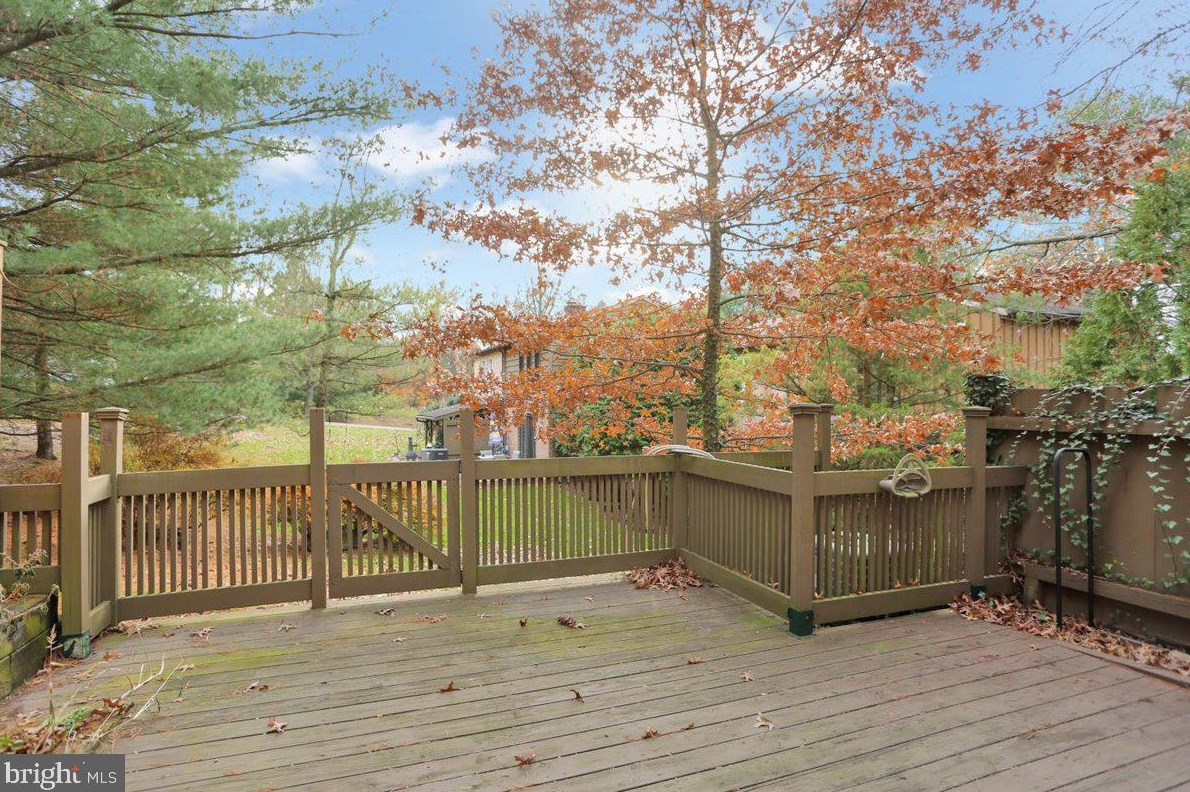 179 Oakmont Ct, Reading PA  19607-3406 exterior