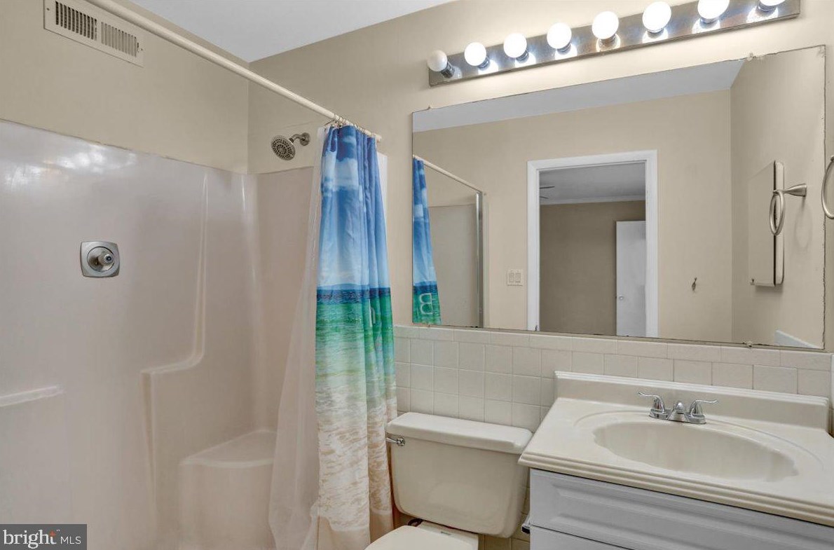 179 Oakmont Ct, Reading PA  19607-3406 exterior