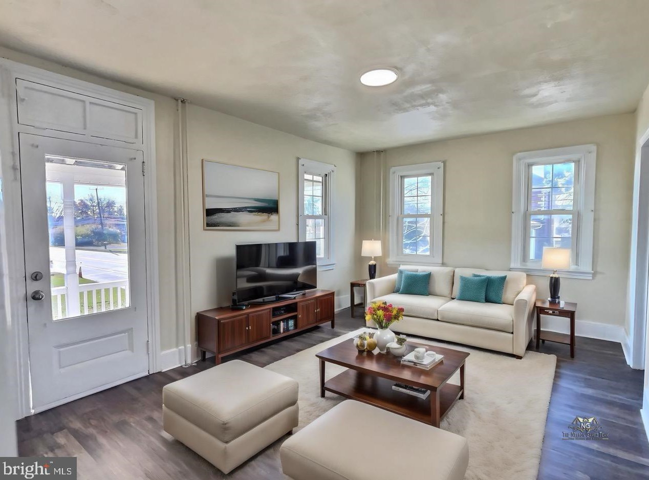 3003 Centre Ave, Reading PA  19605-2437 exterior