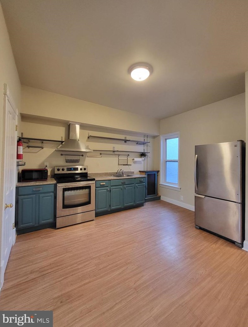 137 Walnut St, Reading PA  19607-2621 exterior