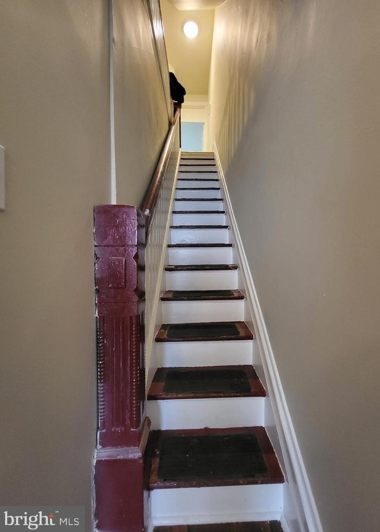 137 Walnut St, Reading PA  19607-2621 exterior