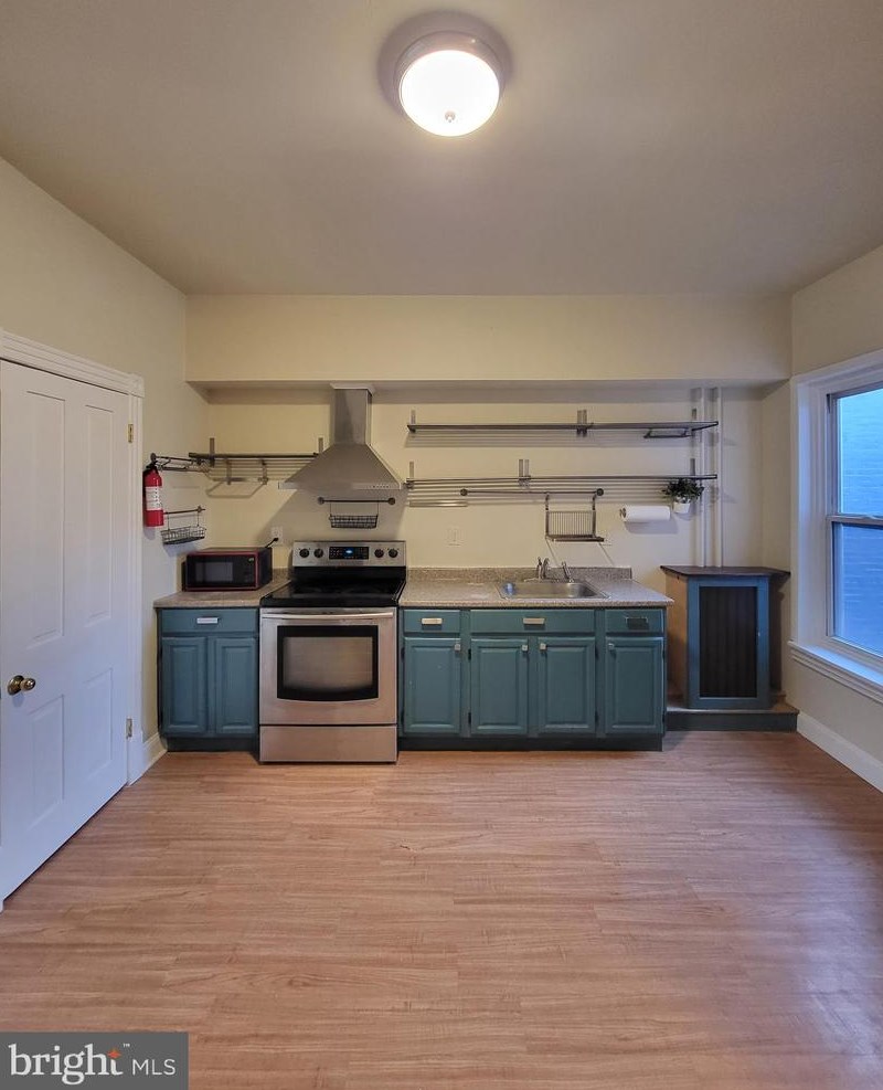 137 Walnut St, Reading PA  19607-2621 exterior