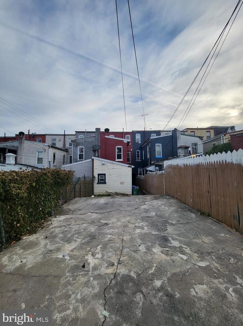 137 Walnut St, Reading PA  19607-2621 exterior