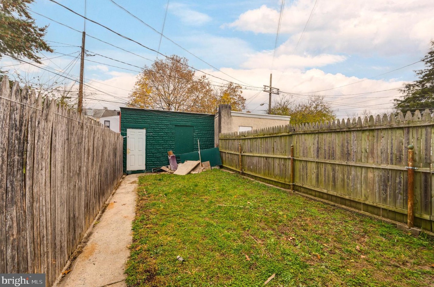 509 6th St, Reading PA  19601-3085 exterior