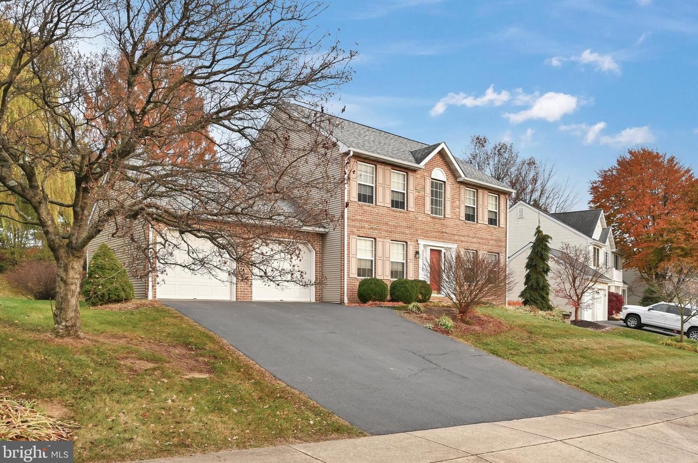 113 Lucinda Ln, Reading, PA 19610-1026