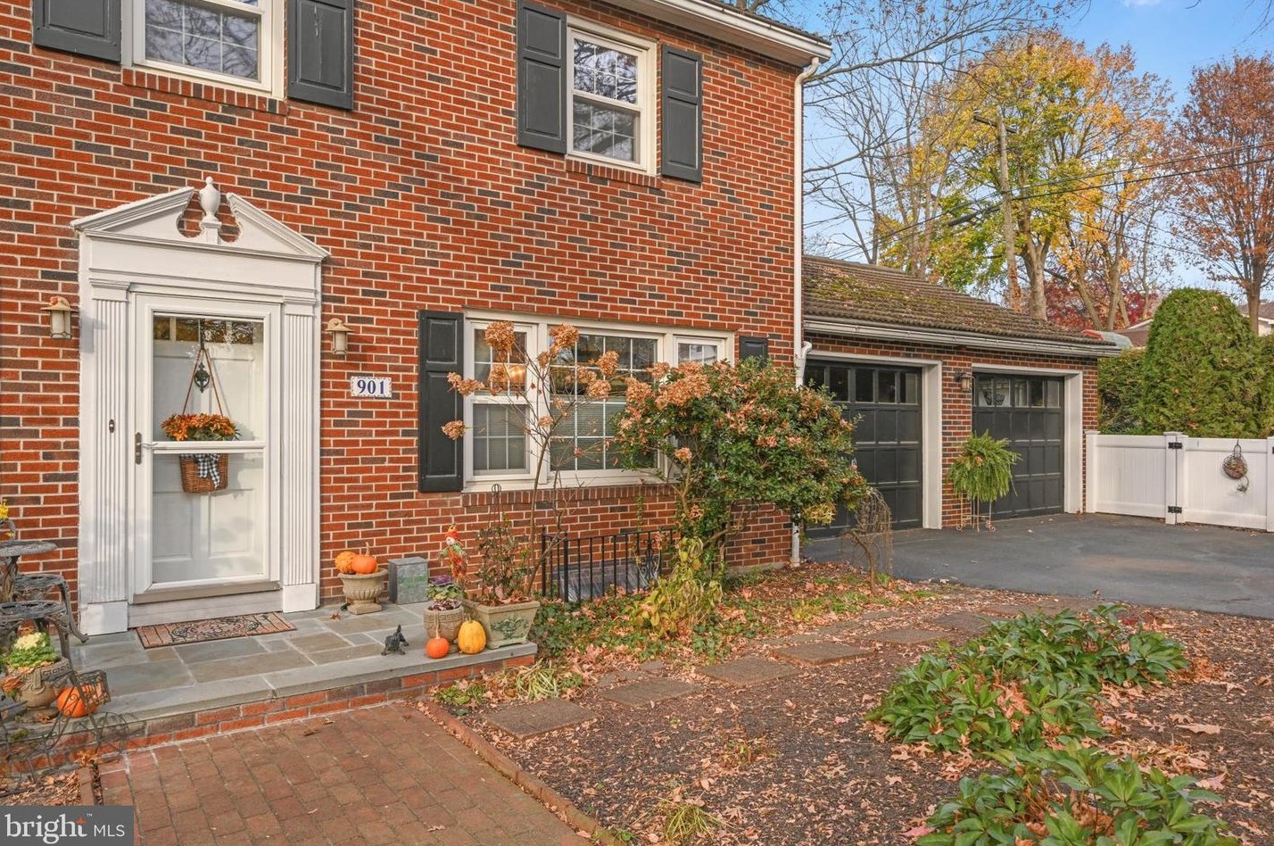 4301 Kutztown Rd, Spring Valley, PA 19560