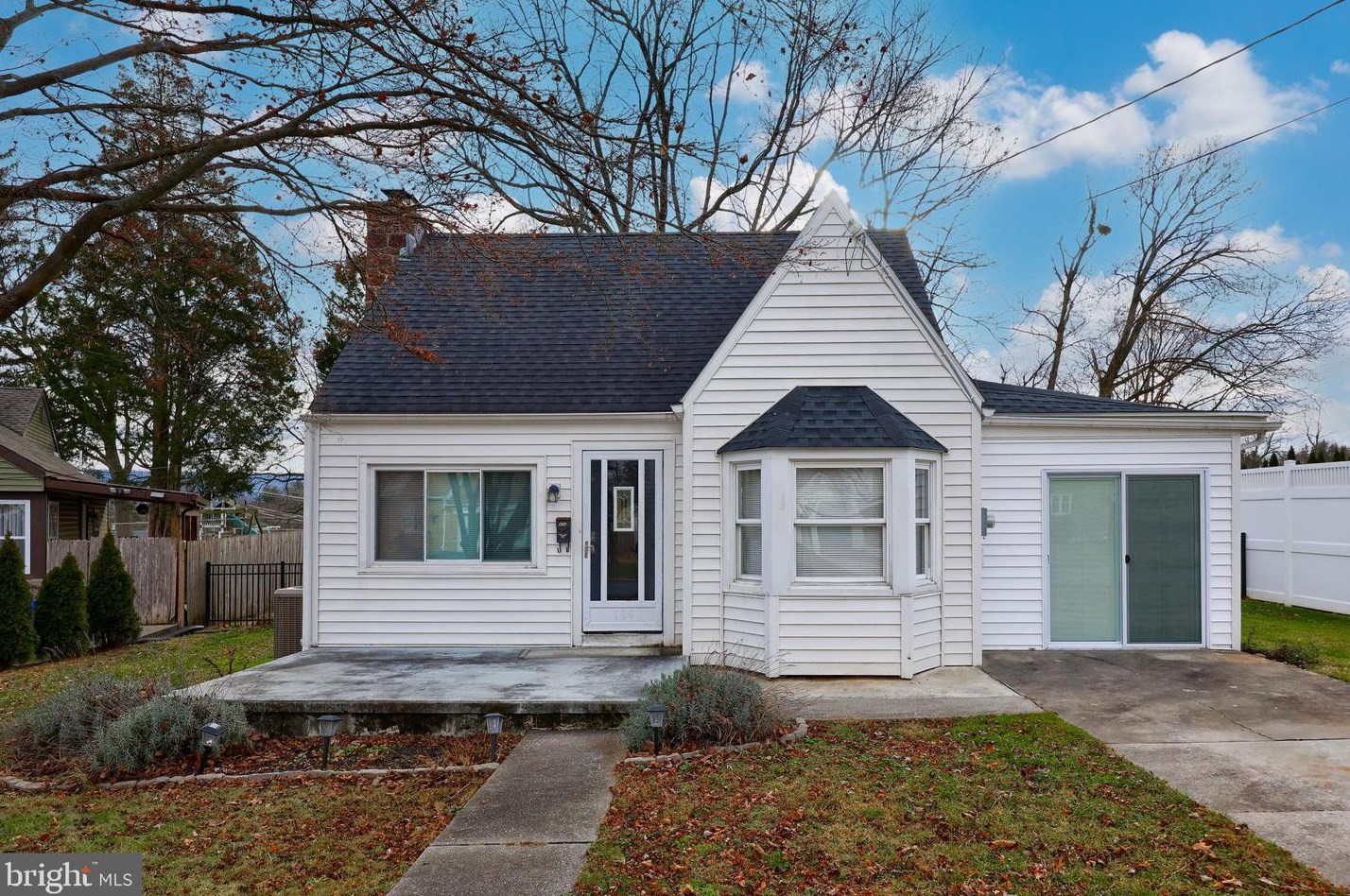 434 Morrison Rd, Reading, PA 19601