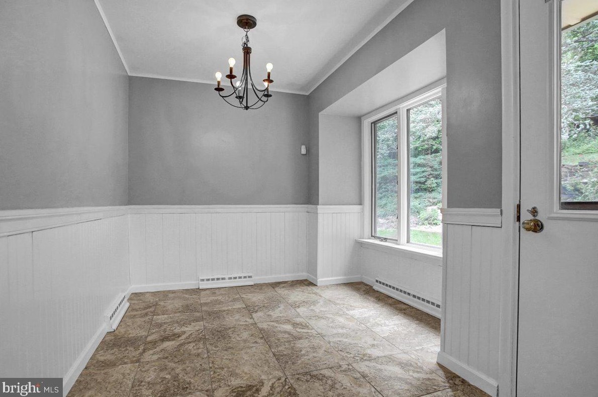 1835 Lorraine Rd, Reading PA  19604-1637 exterior
