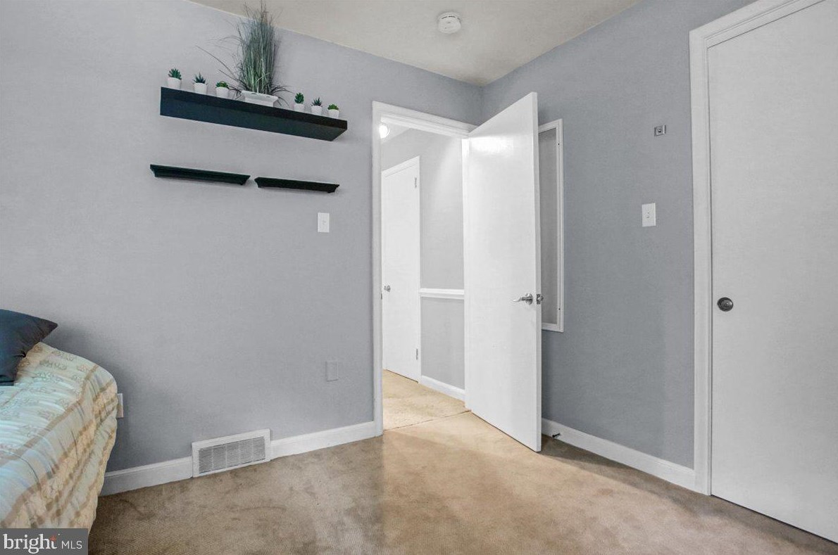 1835 Lorraine Rd, Reading PA  19604-1637 exterior
