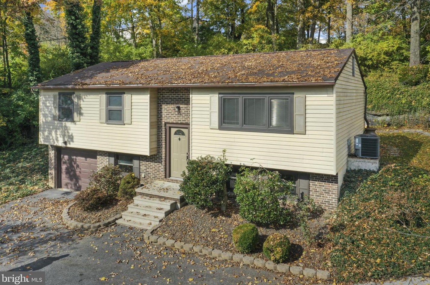 2175 Monroe Ave, Reading, PA 19609