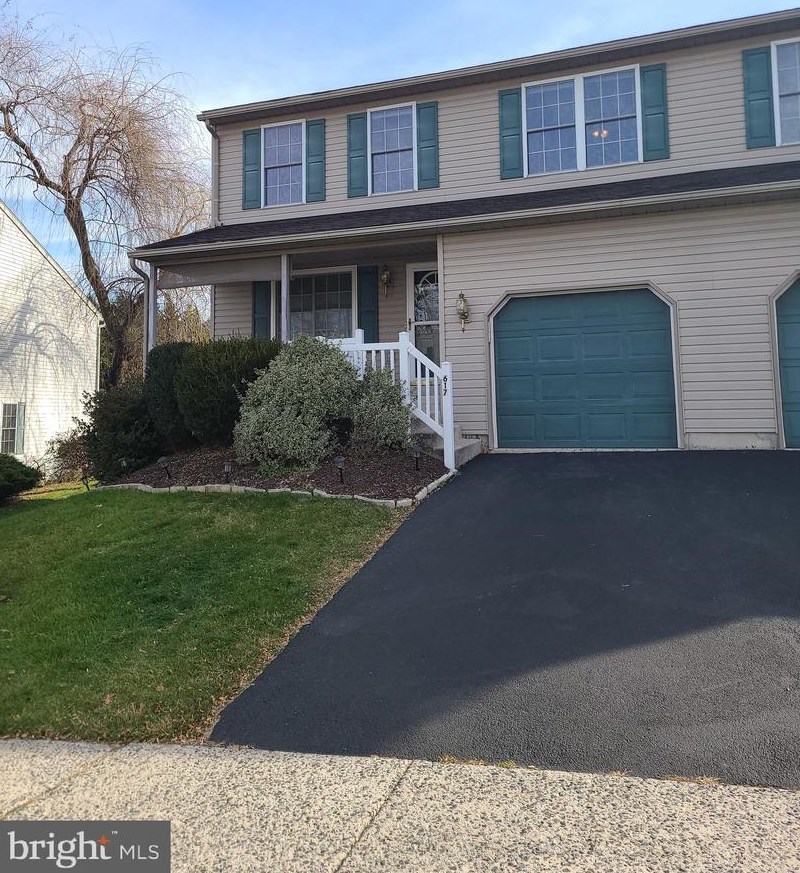 617 Frederick St, Reading, PA 19608