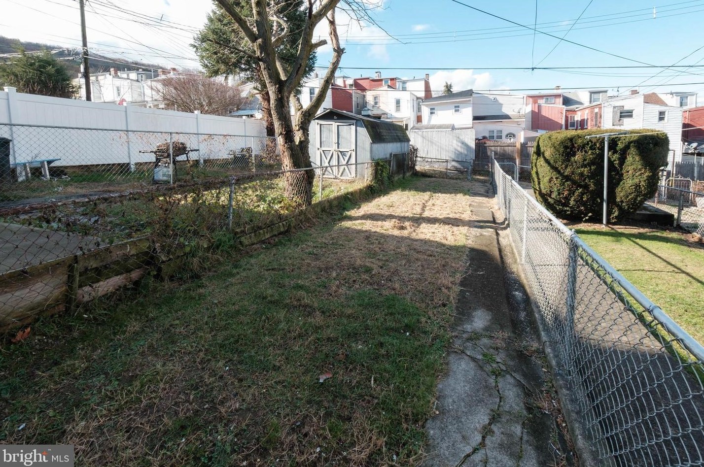 538 18 1/2 St, Reading PA  19606-1702 exterior