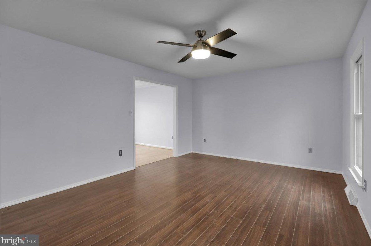1820 Persimmon Dr, Reading, PA 19608-9490