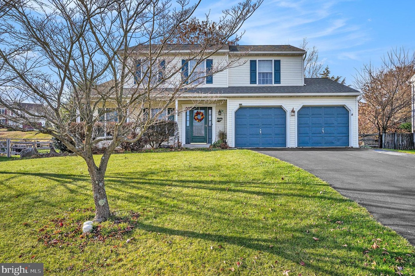 224 Ashford Dr, Douglassville, PA 19518-8733