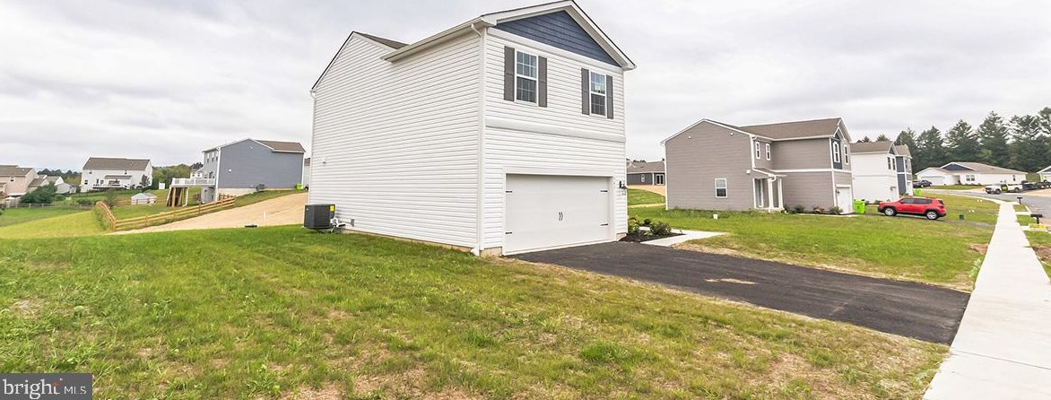 547 E 4th St, New Schaefferstown, PA 19506
