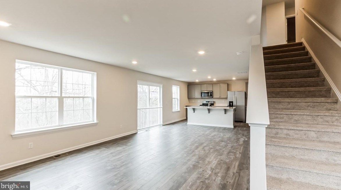 539 E 4th St, New Schaefferstown, PA 19506