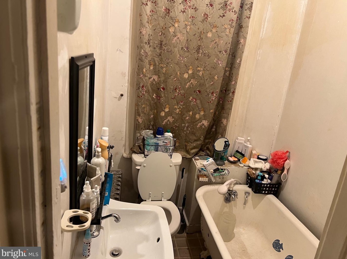 329 Pne St, Reading PA 19602-2367 exterior