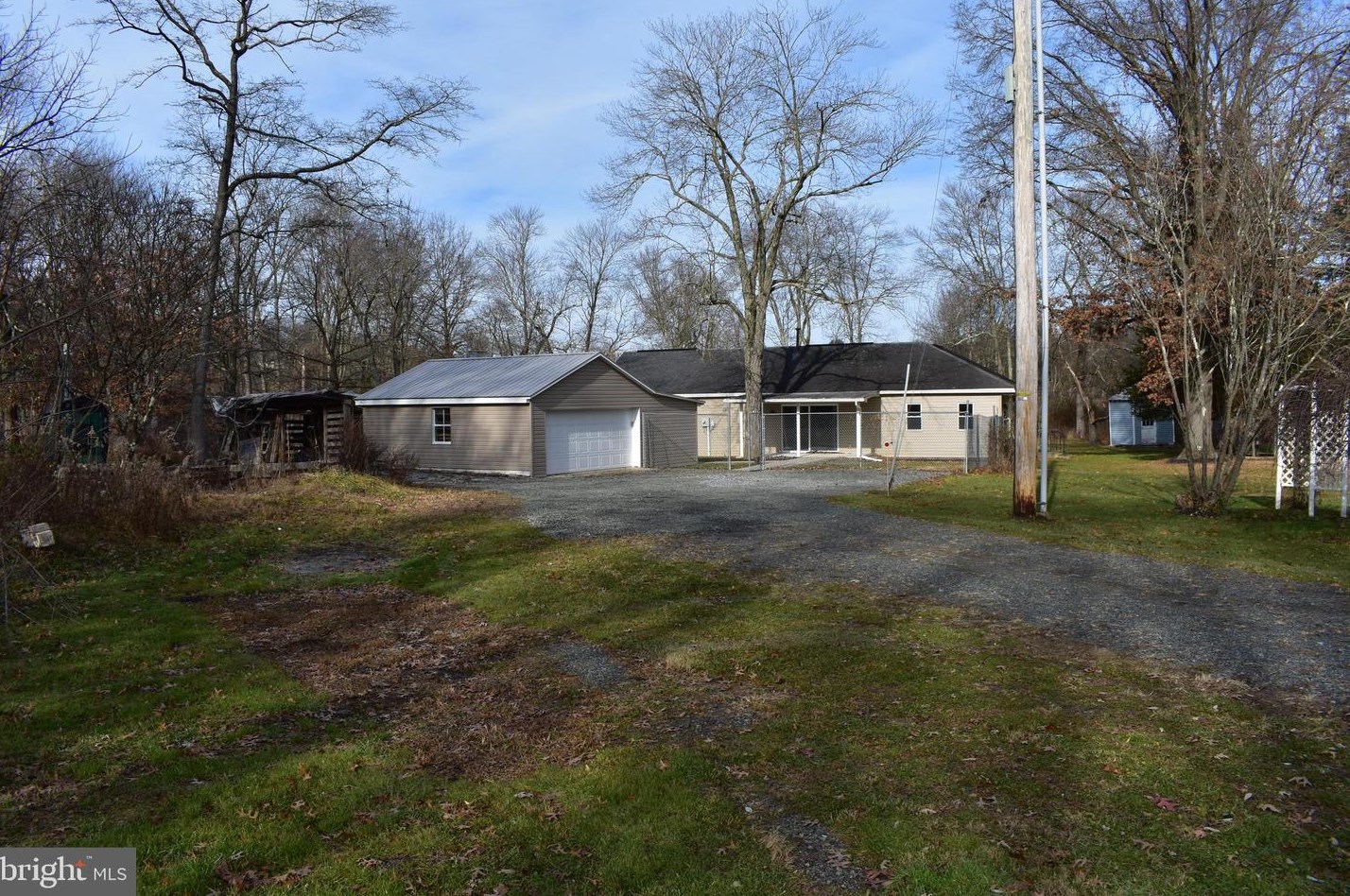 14 Bechtel Rd, Spangsville, PA 19512-7811