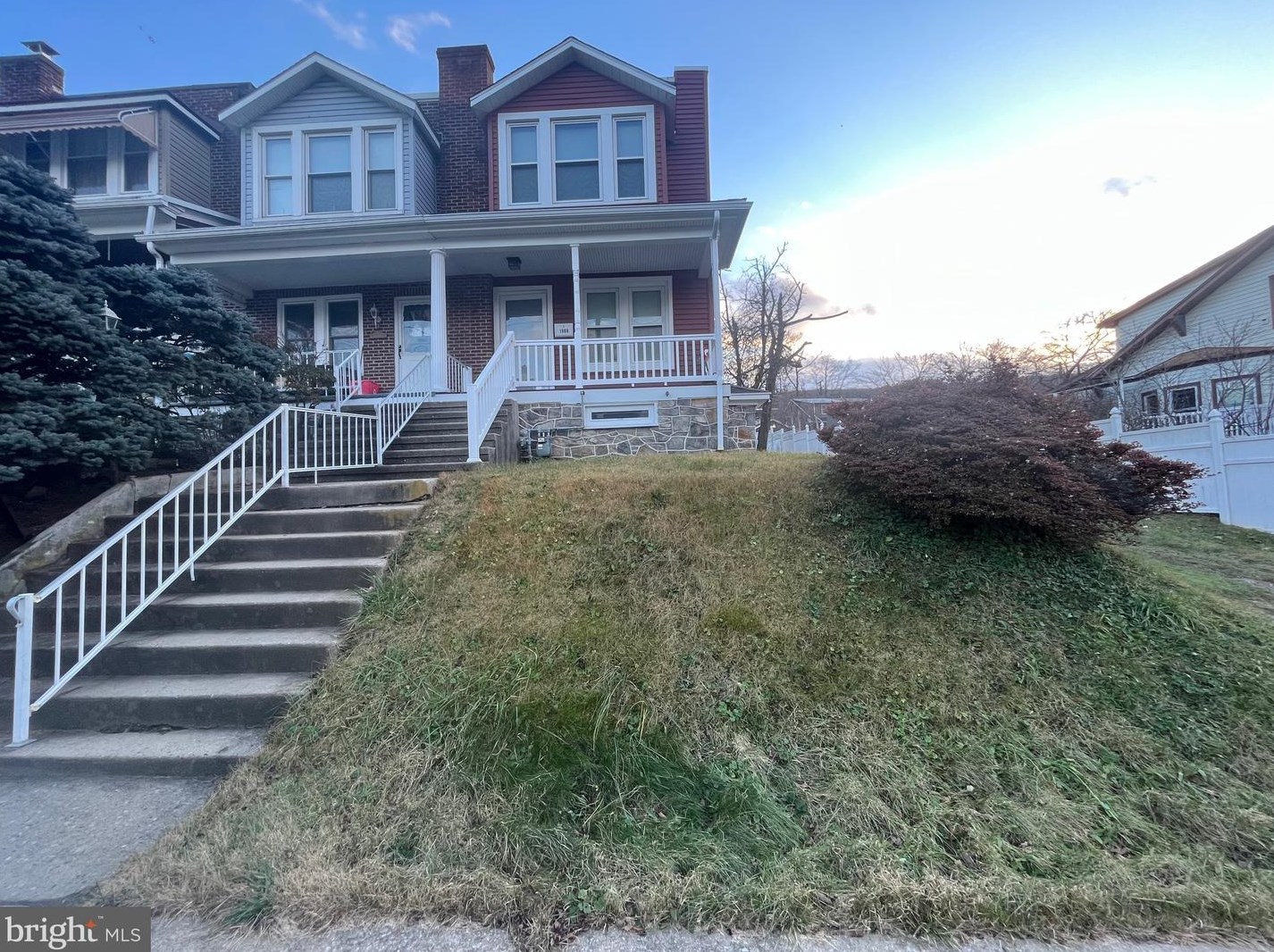 1960 Woodvale Ave, Reading, PA 19606-1845