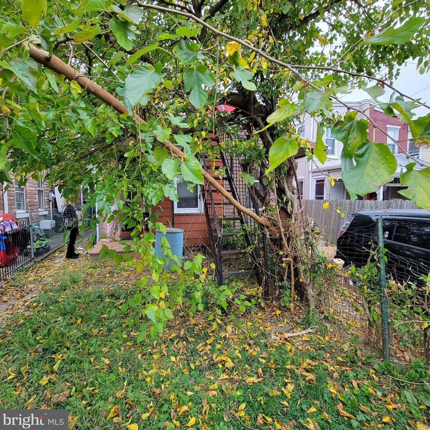 1041 N 10th St, Reading, PA 19604