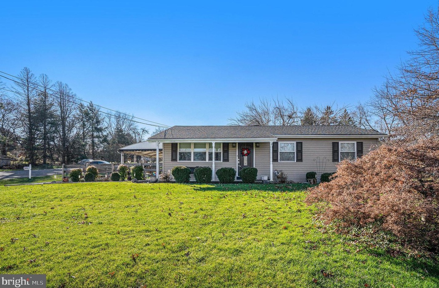 1218 E Main St, Douglassville, PA 19518