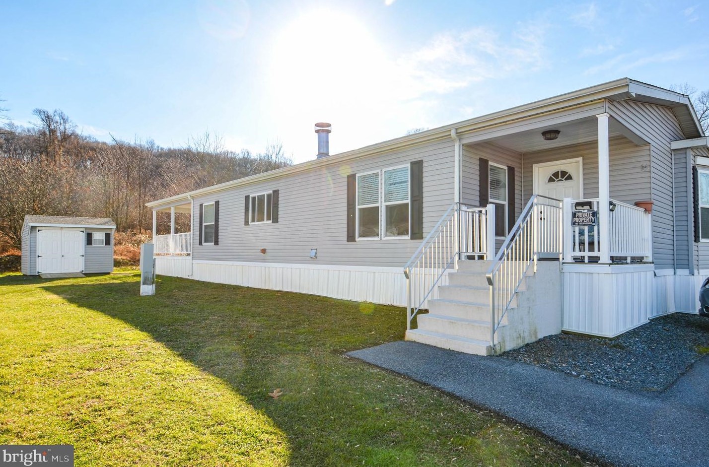 16 Mountain View Ln, Blandon, PA 19510