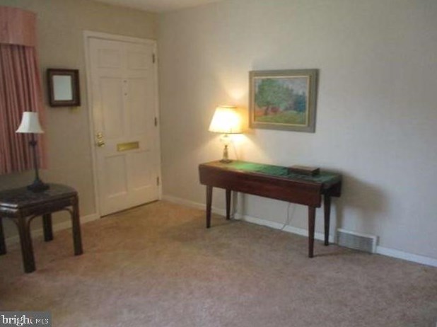 141 Octagon Ave, Reading, PA 19608-1263