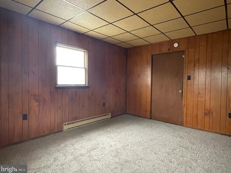 1372 E Main, Douglassville, PA 19518