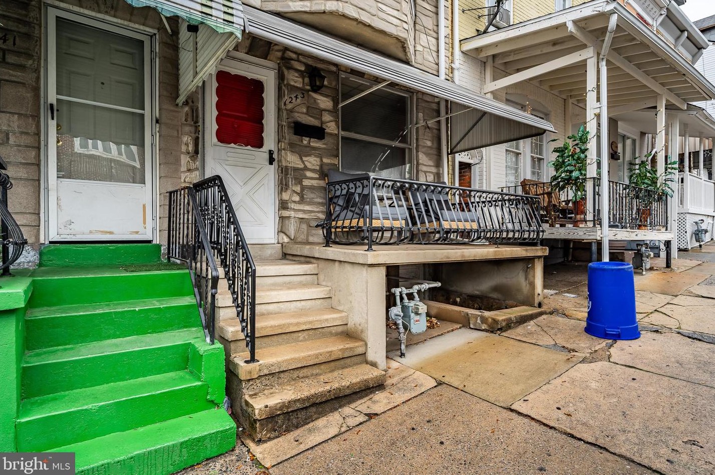 1243 Greenwich St, Reading, PA 19604