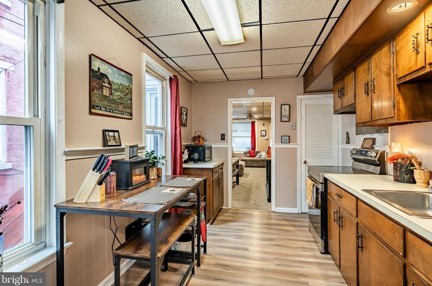 1243 Greenwich St, Reading PA  19604-2646 exterior