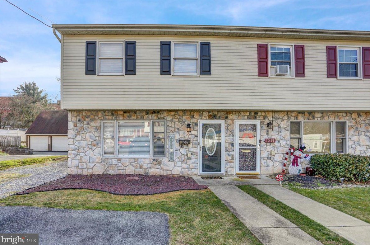 1516 Duke St, Reading, PA 19605