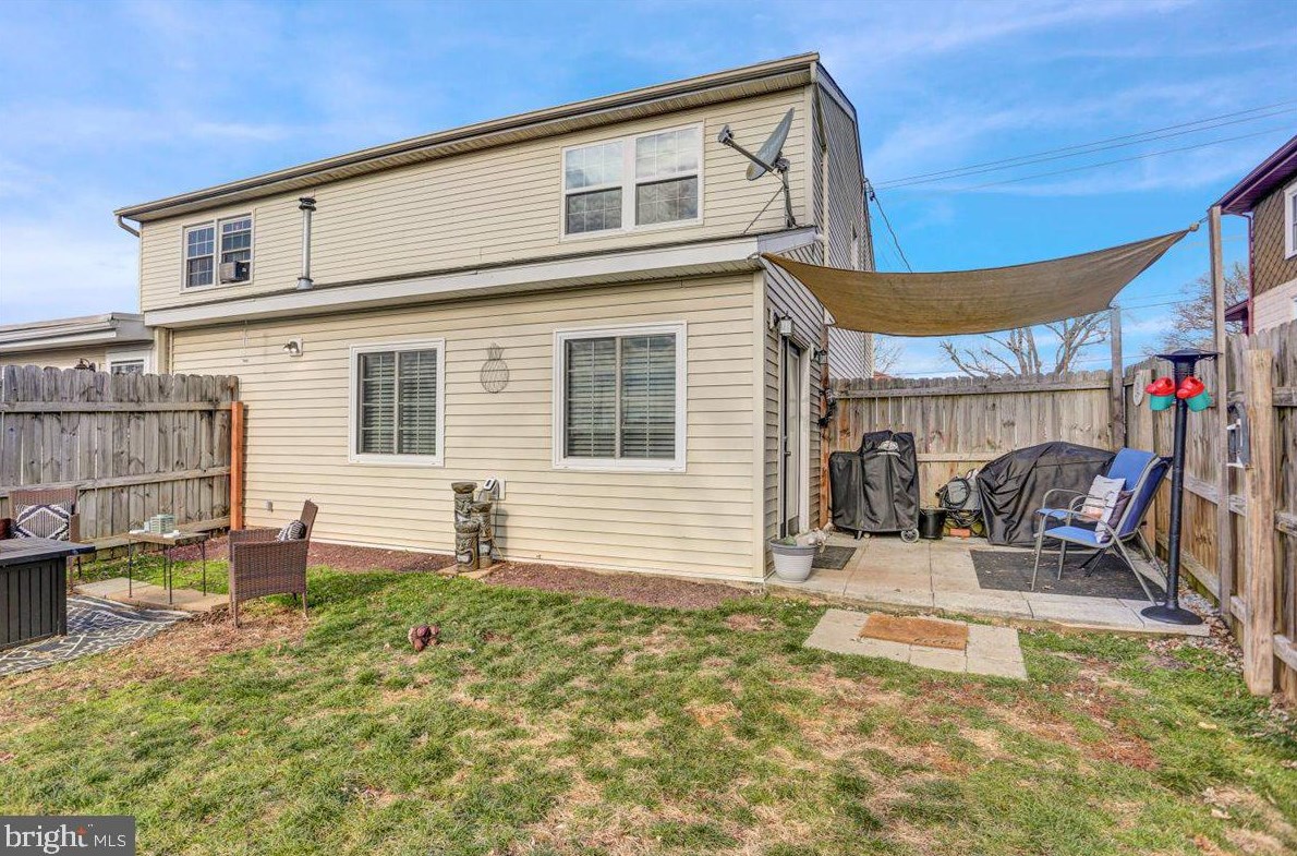 1516 Duke St, Reading PA  19605-2202 exterior