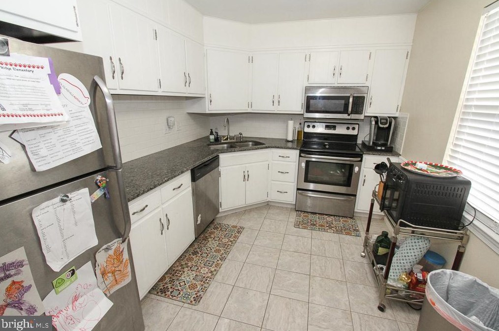 1905 Gring Dr, Reading PA  19610-1427 exterior