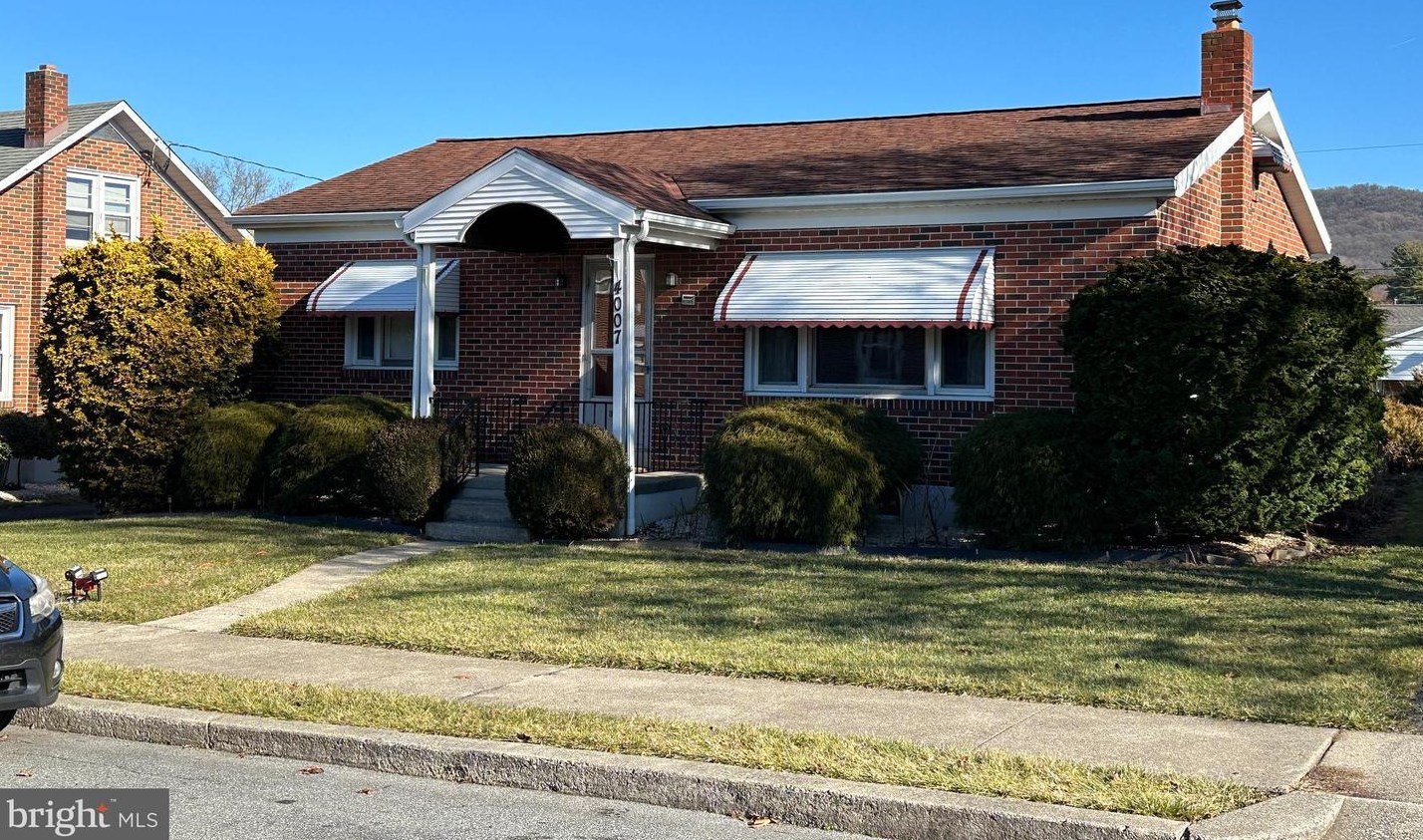 4007 5th Ave, Spring Valley, PA 19560