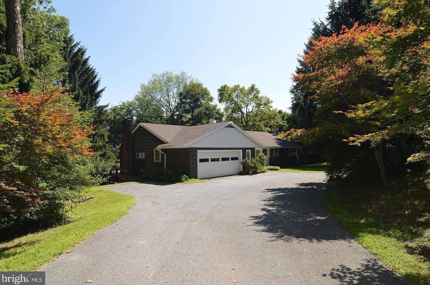 29 Grandview Rd, Wernersville, PA 19565