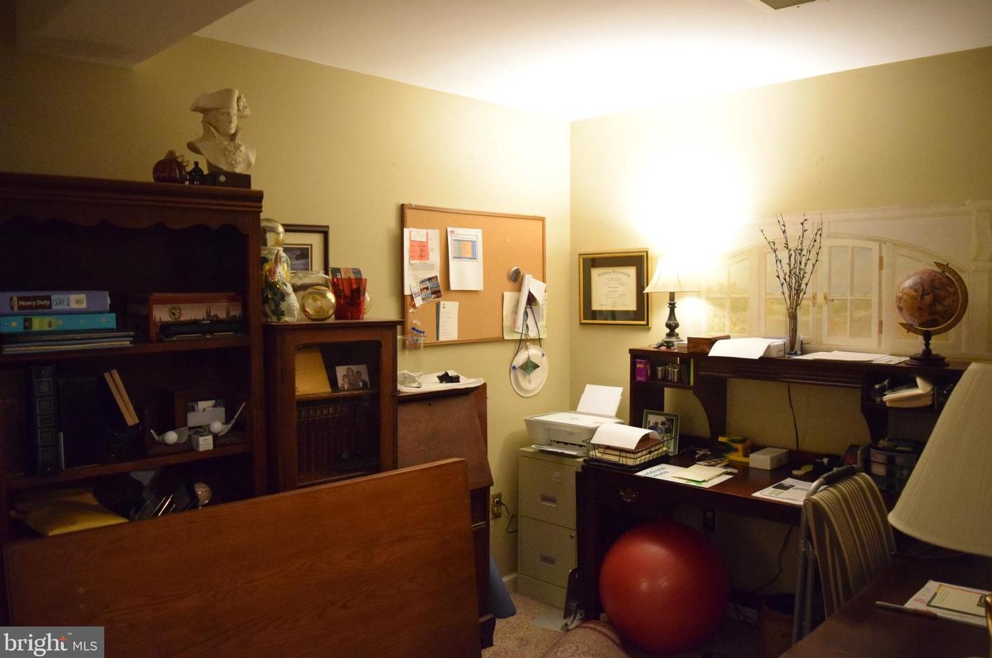 101 Burning Tree Ln, Reading PA  19607-3404 exterior