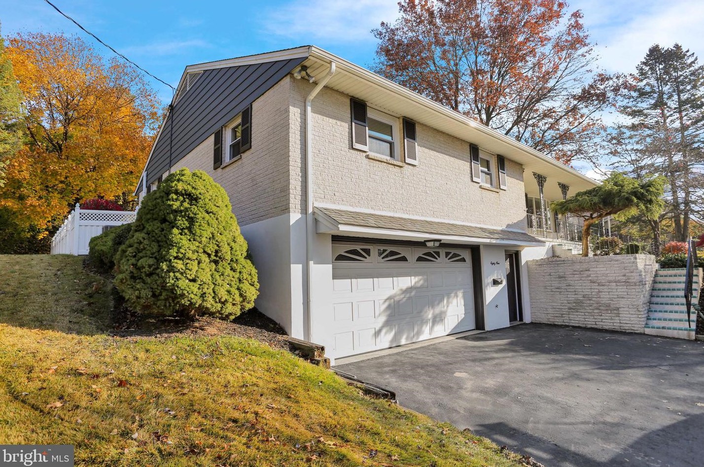 89 Wyomissing Hills Blvd, Reading PA  19609-1775 exterior